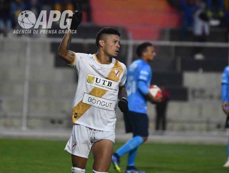 ALWAYS READY VENCE A BLOOMING CON UN PENAL