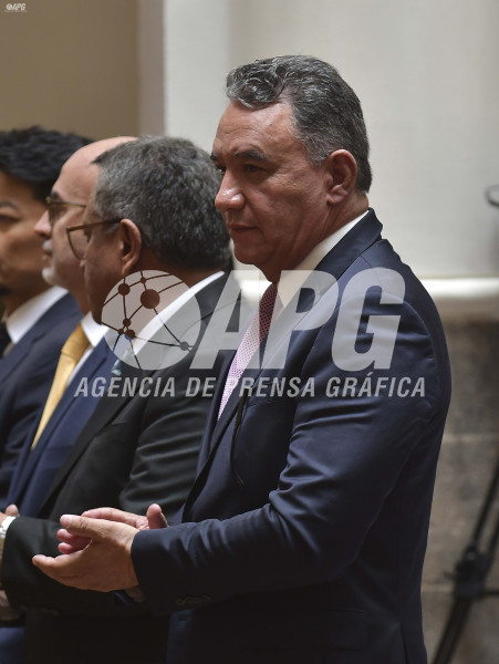 EL PRESIDENTE DEL ESTADO RODRIGO PAZ POSESIONÓ A SU PRIMER GABINETE DE MINISTROS