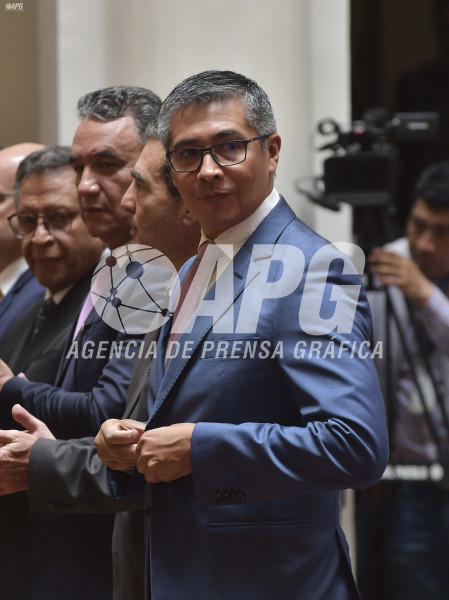 EL PRESIDENTE DEL ESTADO RODRIGO PAZ POSESIONÓ A SU PRIMER GABINETE DE MINISTROS