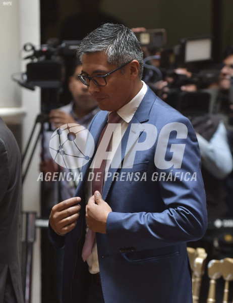 EL PRESIDENTE DEL ESTADO RODRIGO PAZ POSESIONÓ A SU PRIMER GABINETE DE MINISTROS