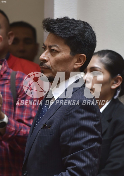 EL PRESIDENTE DEL ESTADO RODRIGO PAZ POSESIONÓ A SU PRIMER GABINETE DE MINISTROS