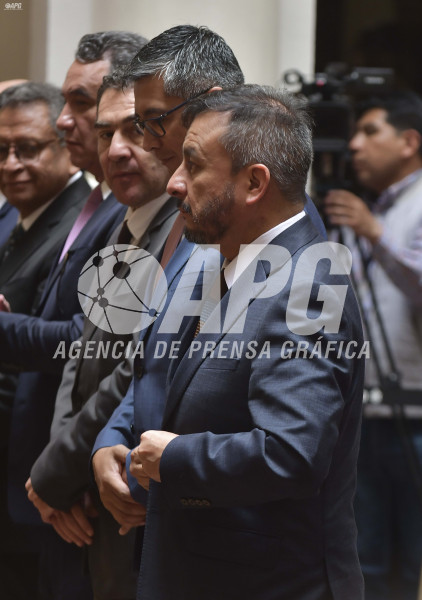 EL PRESIDENTE DEL ESTADO RODRIGO PAZ POSESIONÓ A SU PRIMER GABINETE DE MINISTROS