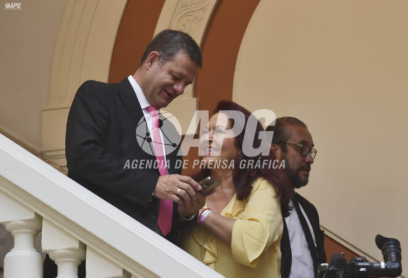 EL PRESIDENTE DEL ESTADO RODRIGO PAZ POSESIONÓ A SU PRIMER GABINETE DE MINISTROS