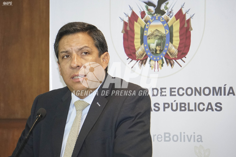 CARLOS JÁUREGUI FUE POSESIONADO COMO NUEVO DIRECTOR EJECUTIVO DE LA UNIDAD DE INVESTIGACIONES FINANCIERAS (UIF)