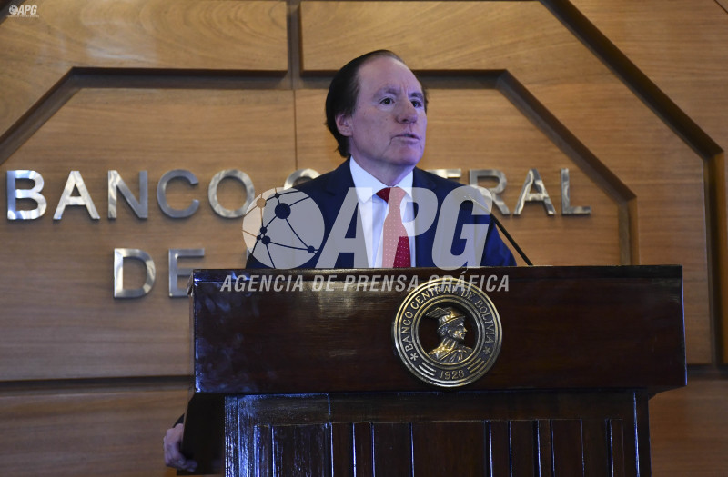 PRESIDENTE DEL BCB DAVID ESPINOZA PIDE REFLEXIONAR SOBRE EL LÍMITE DE 22 TN DE ORO